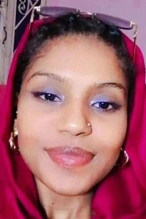 Fatma Farid as Faiza