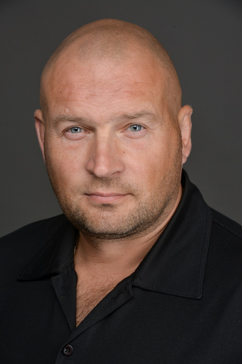 Vladimir Lysenko as german technician