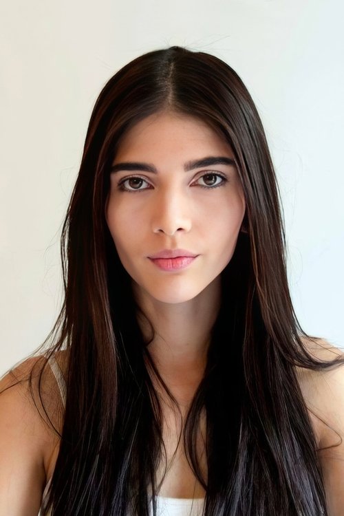 Eliane Chipia as Victoria