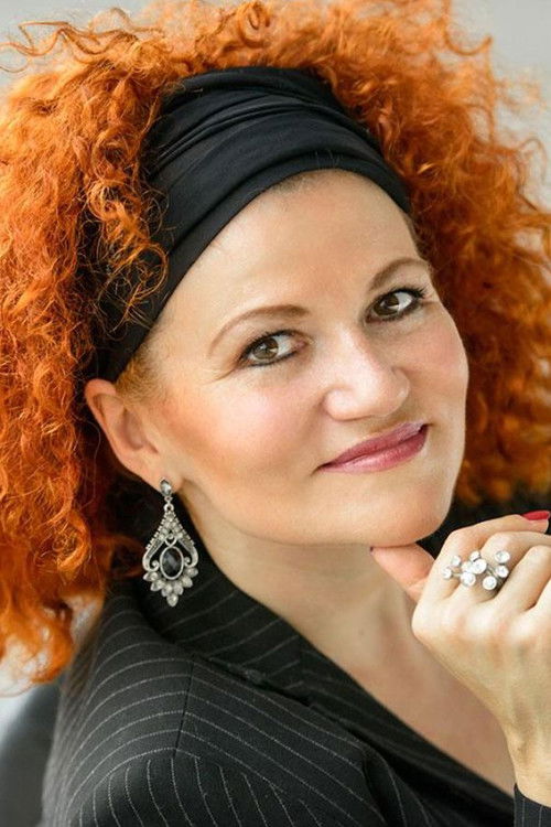 Brigitte Oelke as Cäcilia Weber