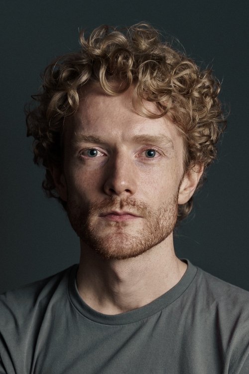 Leonard Buckley as Cillian