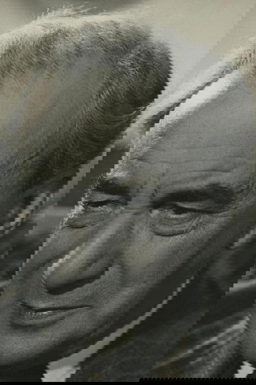 Albrecht Schmidt as Godsejer Due