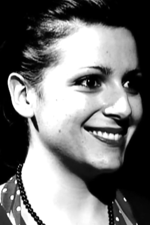 Elena Saorin as Lana