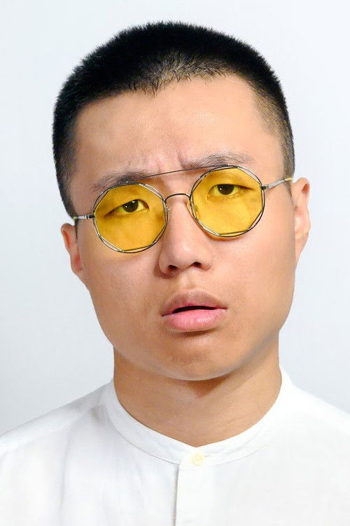 Da-Chien Huang as Interviewer