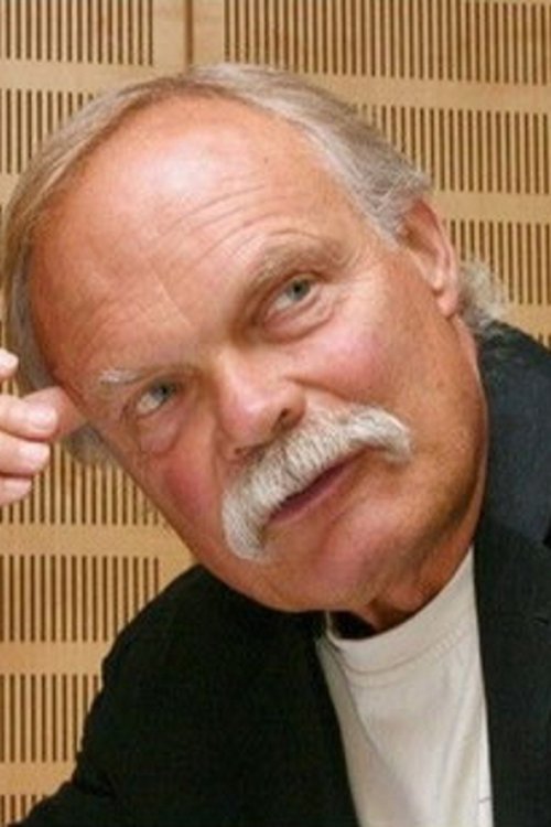 Wolfgang Condrus as Reisender