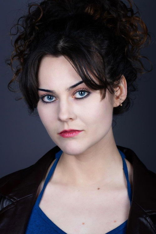 Olivia Hespe as Sarah