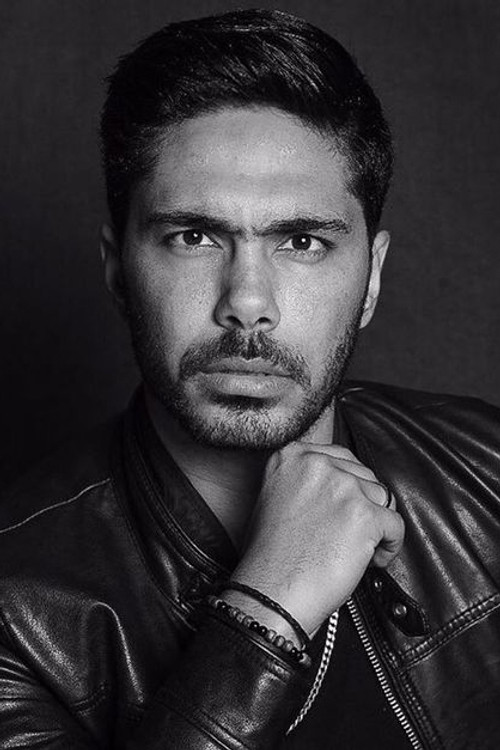 Baher El Newehy as حسام