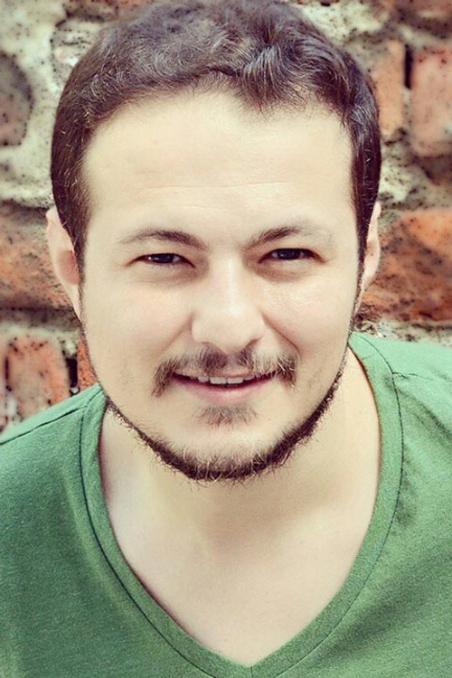 Onur Sarıaltın as Banka Güvenlik