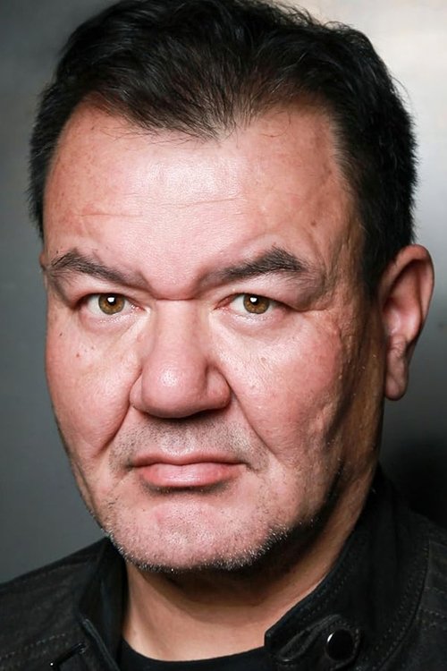 Patrick Gallagher as Gary the Bartender