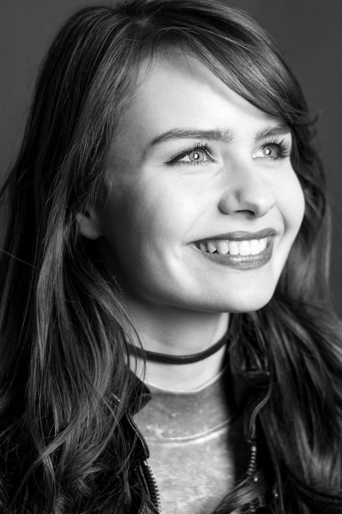 Sarah Nauta as Lizzbian