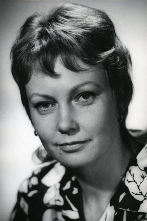 Malle Haamer as Loreida