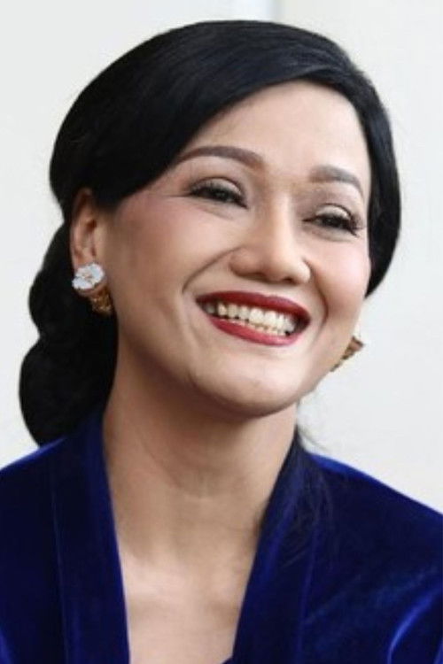 Kiki Widyasari as Dewi Setyawati