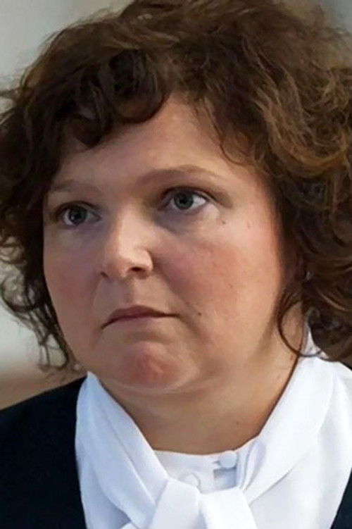 Ekaterina Lisovaya as мадам Жину