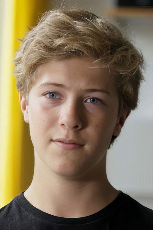 Trond Bloch Henriksen as Christoffer