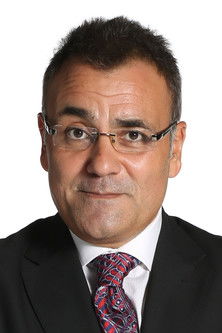 Mesut Yar as Nazım Zeyrek