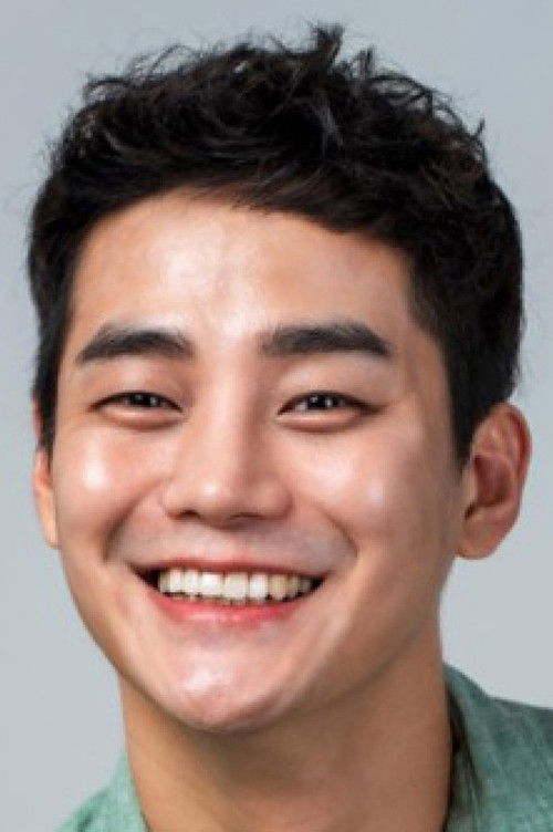 Kim Gwang-seok as Kang Gi-cheol