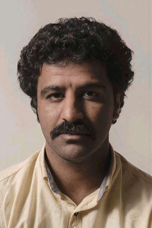 Milad Ashkali as Profeta