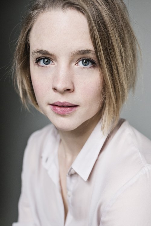 Jessica Clark as Pretty Girl 2