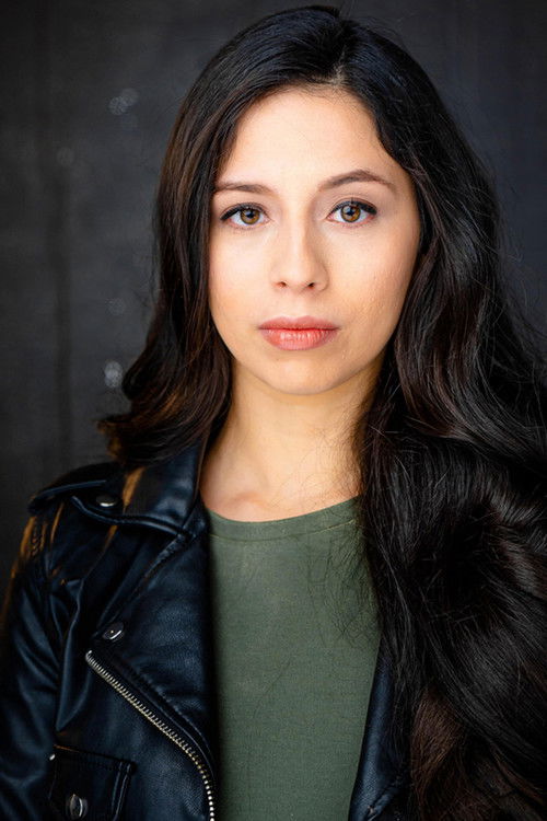 Sunami Rodríguez as Mile