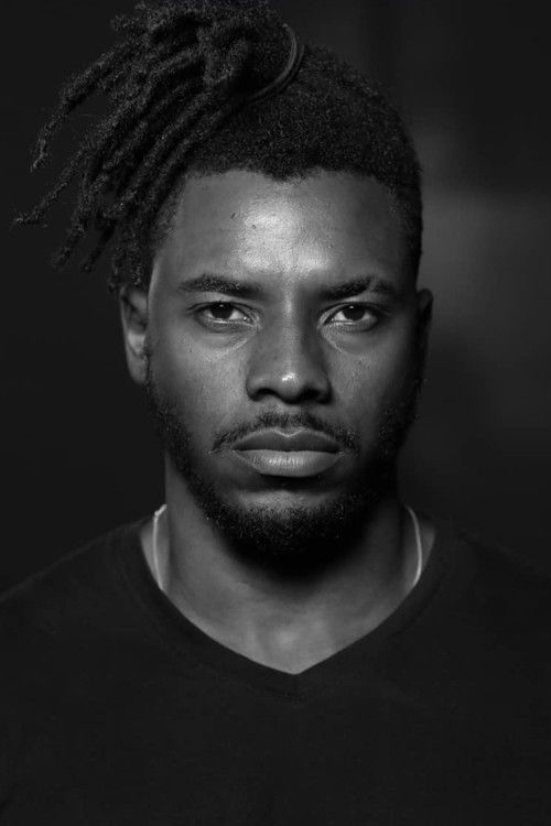 Samuel Melo as Apolo