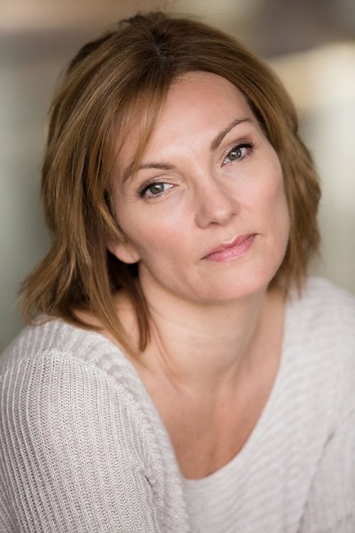 Kelly Reich as Renee