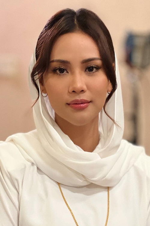 Siti Khadijah Halim as Ardini Zahira