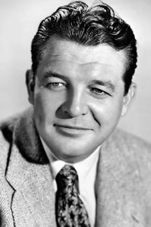 Gordon Jones as Muggles (Uncredited)