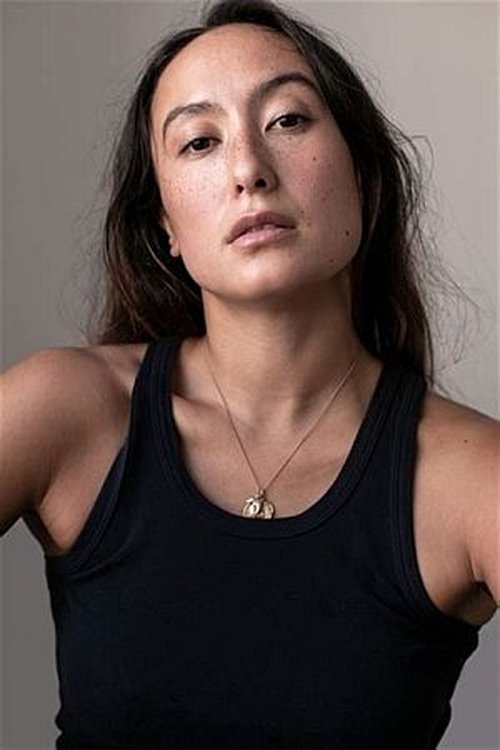 Léo Chalié as Maddy