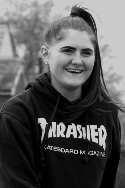 Scarlett Lindsay as #10