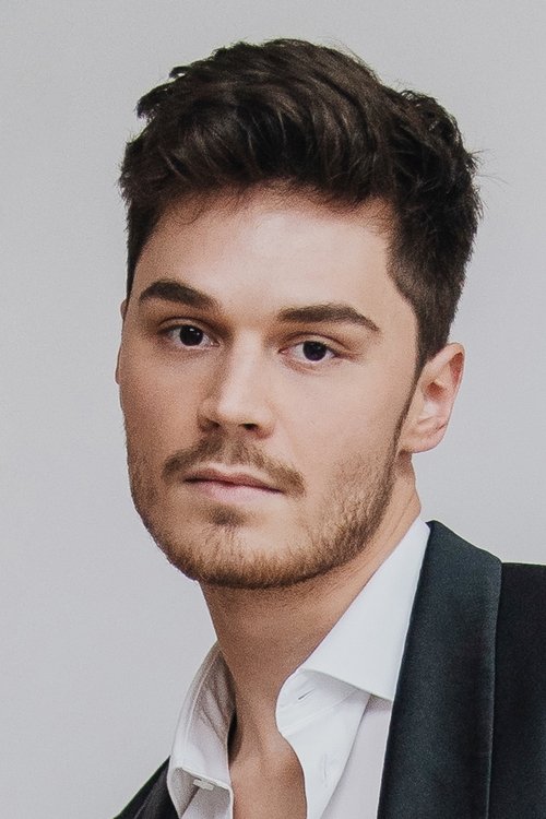 Christoph Hofmann as Willi