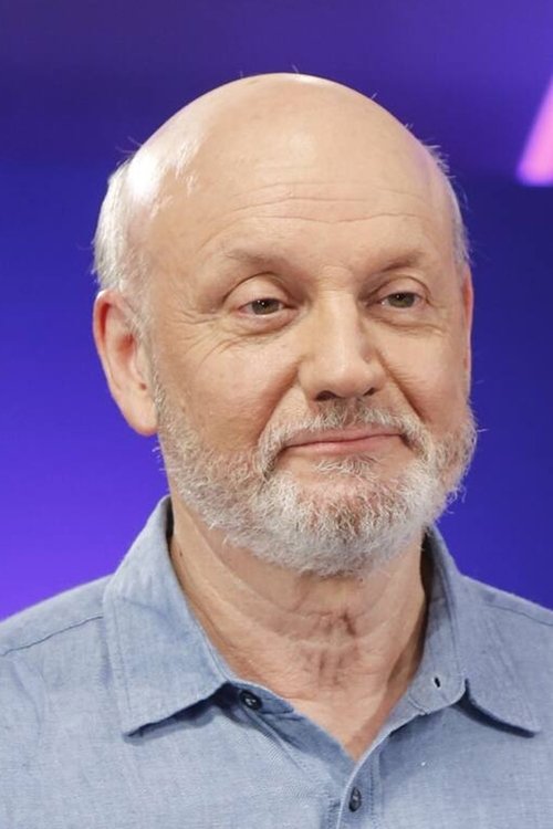 Juan José Campanella as Entrevistado