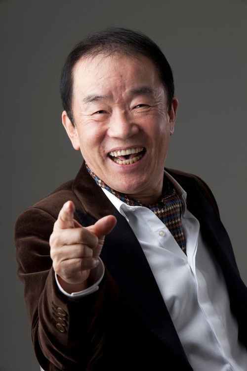 Kim Kook-hwan as Self