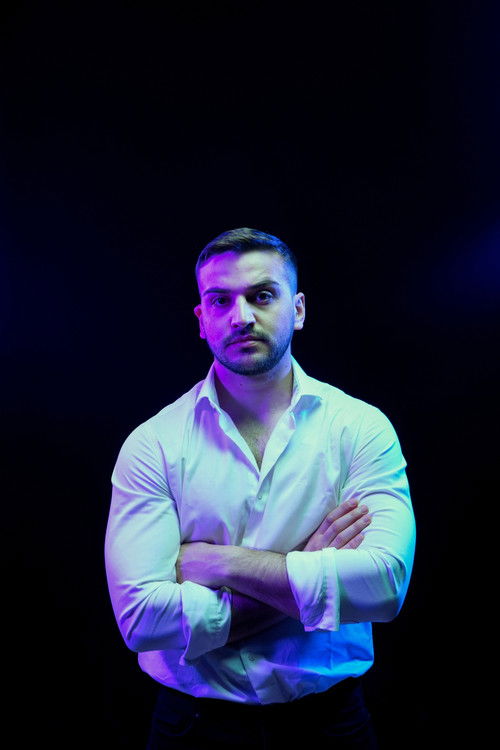 Alejandro Pedro Ponce as Peón