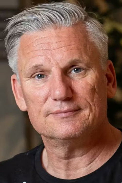 Nikolaj Jacobsen as Hamselv