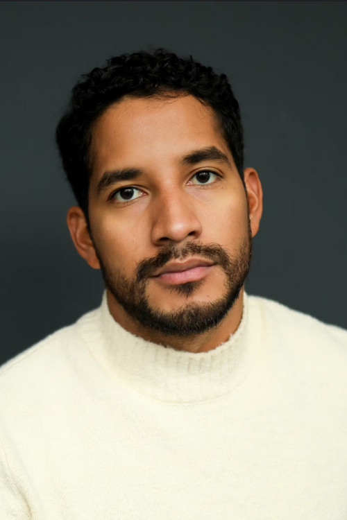 Juan David Mendez as Davendra