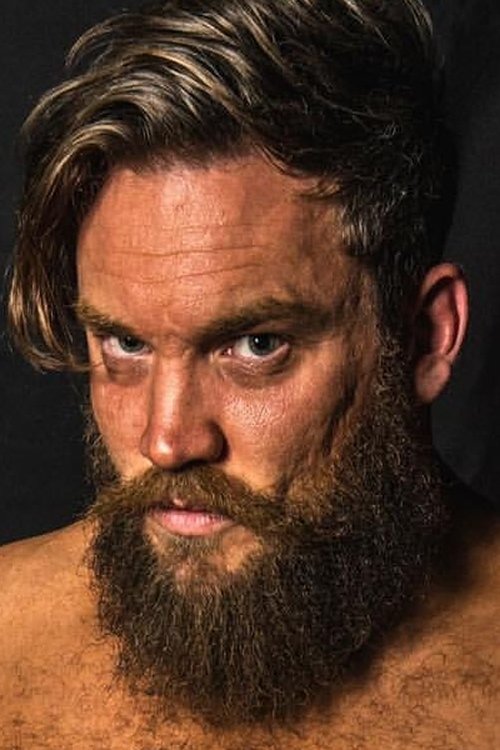 Benjamin Maurice Webb as Trent Seven