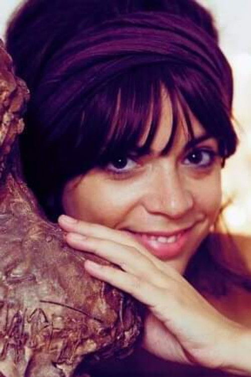 Céline Lambert as Kiki, jeune