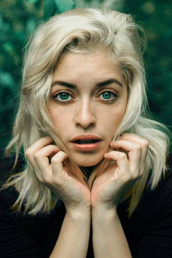 Liliana Durazo as Bailarina bar