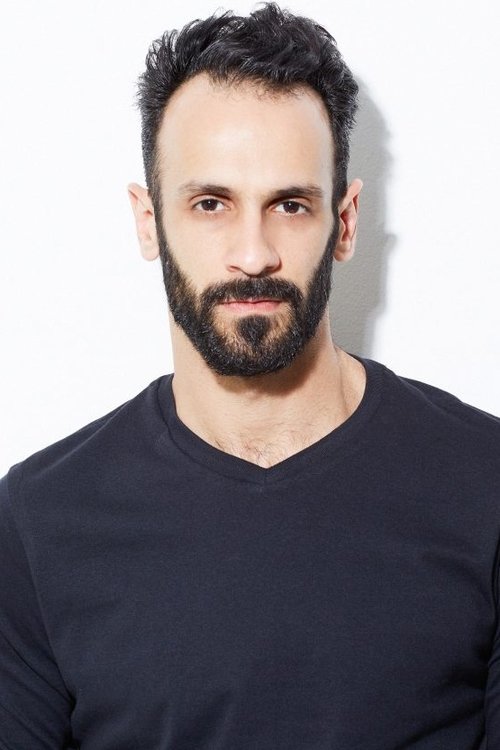 Fabricio Licursi as Lino