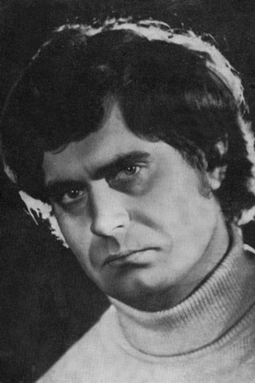 Vladimir Petchenko as Aleksei