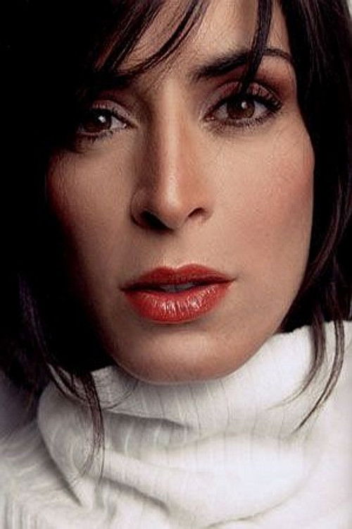 Caroline Portelance as Sophie