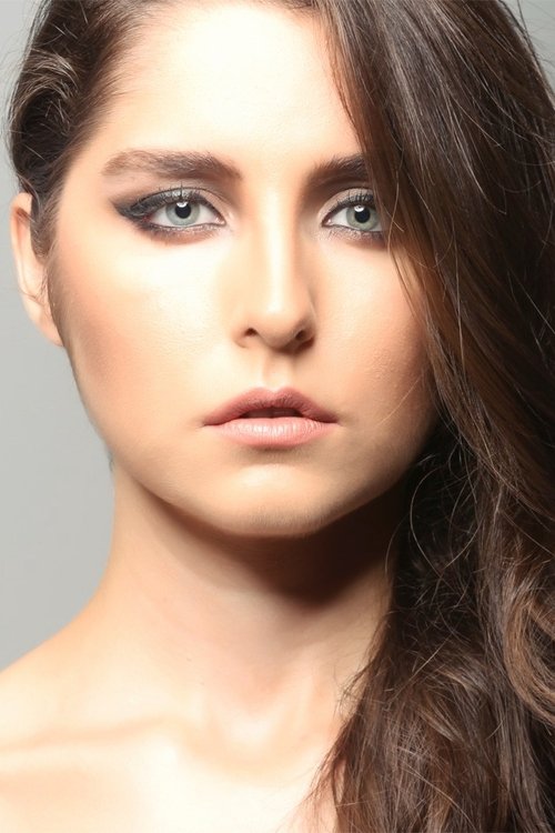 Beyzanur Mete as Tuba