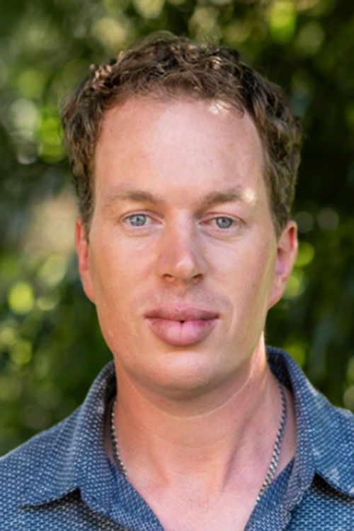 Julius Galama as Self