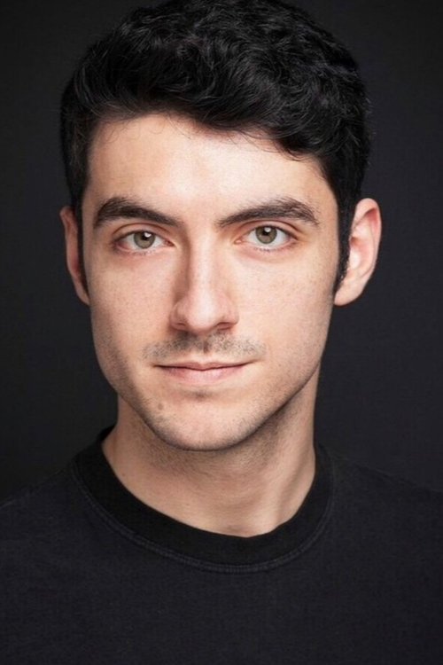 Görkem Kasal as Arda