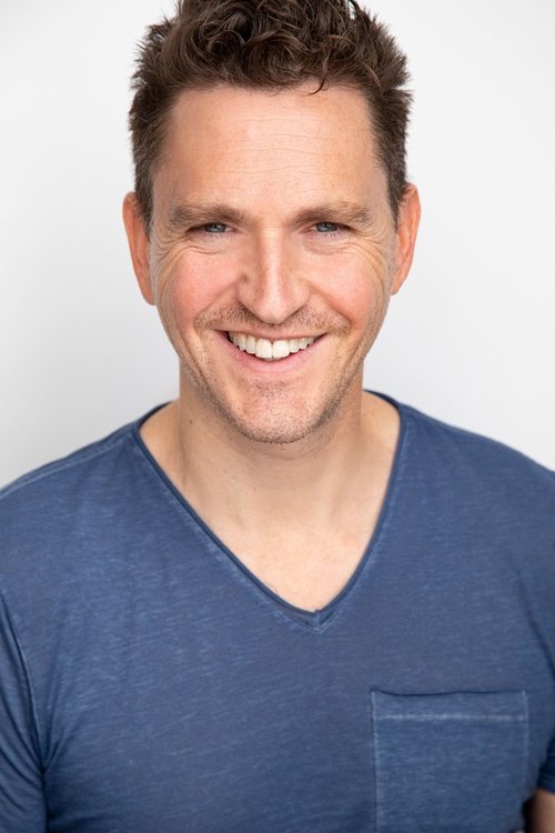 Ulric Dihle as Medic