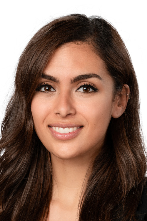 Wiam Berhouma as Faïza