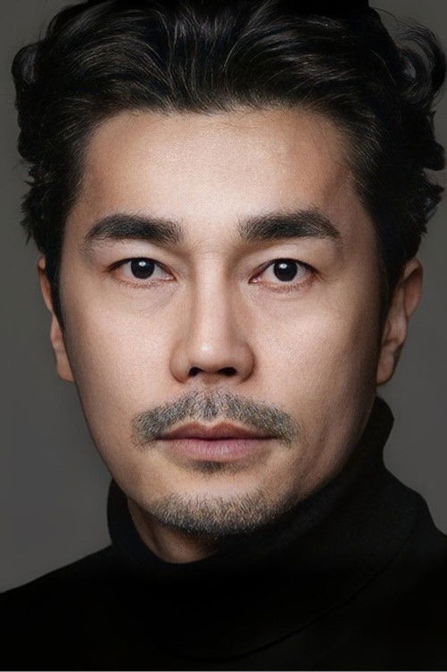 Lim Il-gyu as Detective Jang (uncredited)