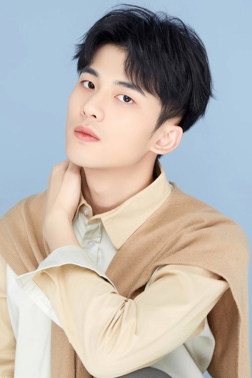 Huang Huaiting as Zhong Ziye