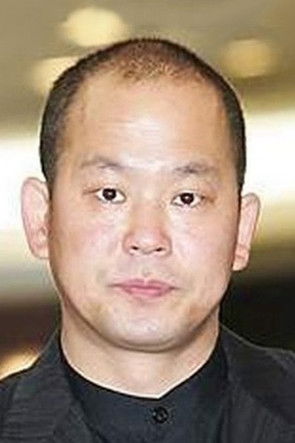 Lee Dal-Hyeong as Special duty sergeant