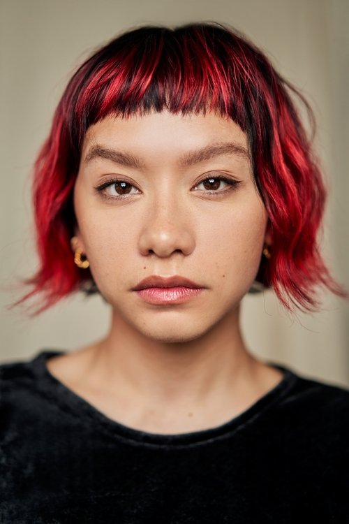 Isabelle Suwan as Staffer